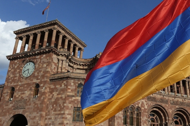 “Bu, Ermənistanın dəbdəbəli təslimiyyətidir”