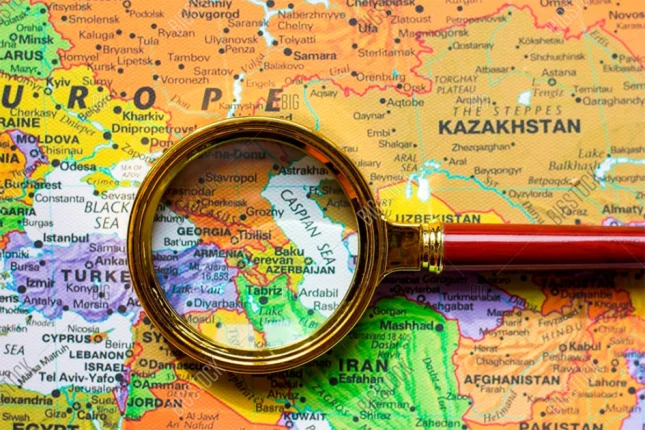 “Qafqazda yeni geosiyasi qarşıdurma riski yaranır”