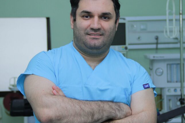 Sumqayıt Hospitalının həkimindən ŞİKAYƏT: Vətəndaşa təzyiq göstərən Elçin Bayramov kimə arxalanır?