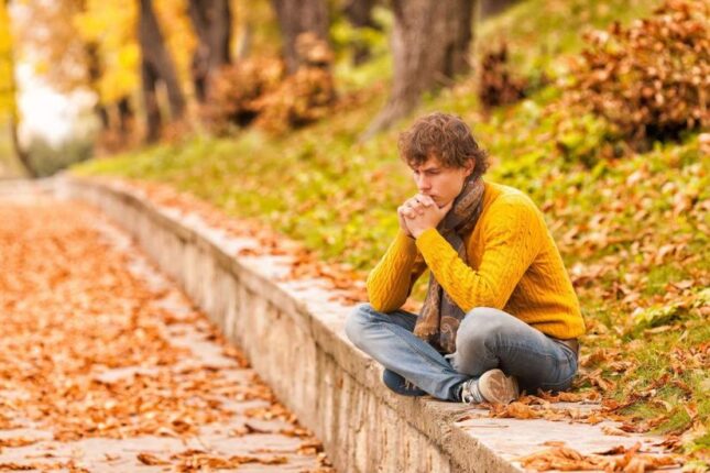 Hüzünlü mövsüm: Payız depressiyaya yol aça bilər