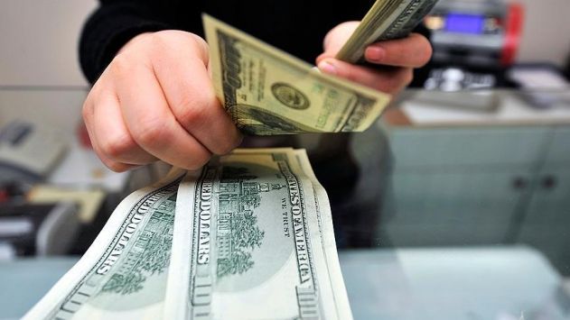 Dollar almaq istəyənlərin NƏZƏRİNƏ – avqustun 18-də