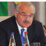 8220-90-yasim-var-gucle-bes-addim-atiram8230-8221-8211-artur-rasi-zade