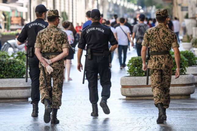 Polis hər yerdə bu qadını axtarır – FOTO