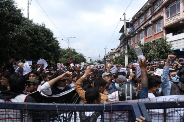 Nepalda iğtişaşlar zamanı 72 nəfər ölüb