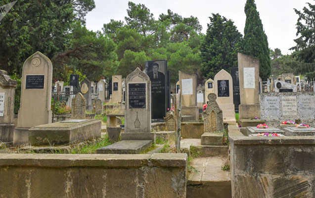 “Qəbiristanlıqlar bələdiyyələrə verilməlidir”