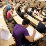 universitetleri-bolgelere-kocurmek-olmaz