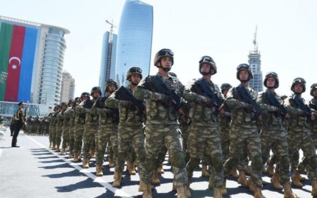 Hərbi və xüsusi rütbəli şəxslərin təqvimi xidmət müddətinə aid edilən günlər müəyyənləşdi Hərbi və xüsusi rütbəli şəxslərin təqvimi xidmət müddətinə aid edilən günlər müəyyənləşdi