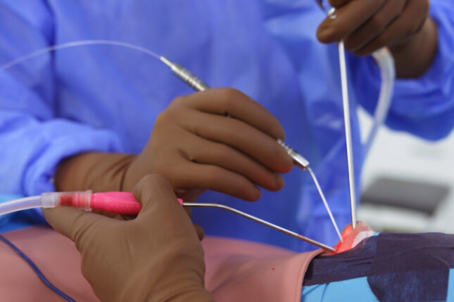 Tanınmış cərrahdan şikayət (VİDEO) Tanınmış cərrahdan şikayət (VİDEO)