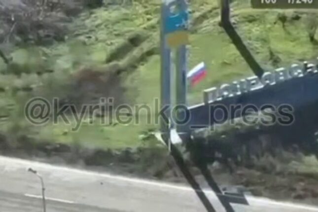 Ruslar Pokrovskda bayraq QALDIRDI: Bir saat sonra Ukrayna şəhəri vurdu Ruslar Pokrovskda bayraq QALDIRDI: Bir saat sonra Ukrayna şəhəri vurdu