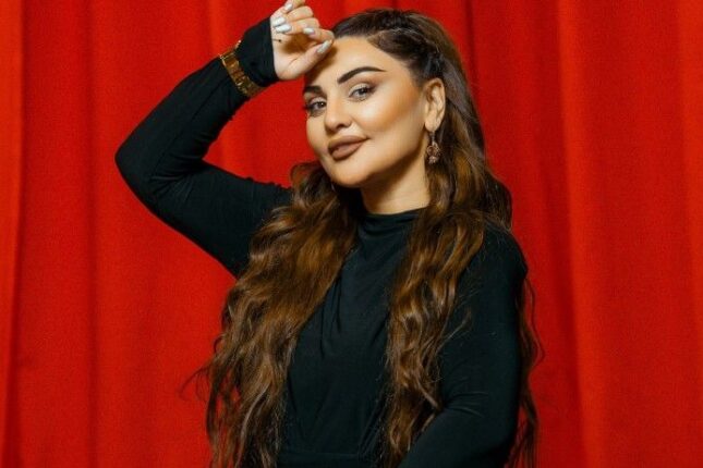 Şəbnəm Tovuzlu 800 min manata villa, 425 minə də “Mercedes Gelandewagen” aldı