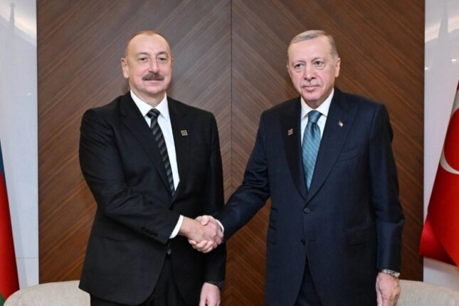 İlham Əliyev Ərdoğanı TƏBRİK ETDİ İlham Əliyev Ərdoğanı TƏBRİK ETDİ
