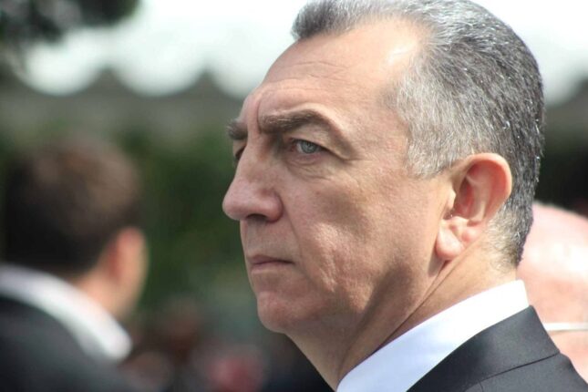 Eldar Əzizov: “Qədirbilməz məmurlar xəyanət yoluna düşüb”
