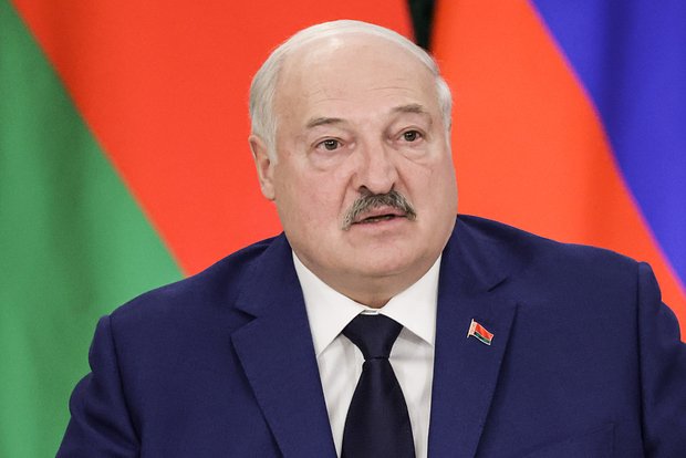 Lukaşenko bu ölkə ilə nüvə silahını DƏYİŞDİRDİ Lukaşenko bu ölkə ilə nüvə silahını DƏYİŞDİRDİ