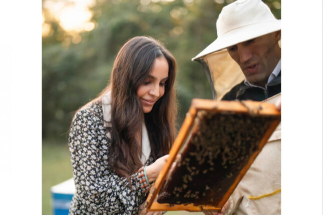 Leyla Əliyeva Qəbələdə arıçı ailəsinin qonağı olub – FOTO Leyla Əliyeva Qəbələdə arıçı ailəsinin qonağı olub – FOTO
