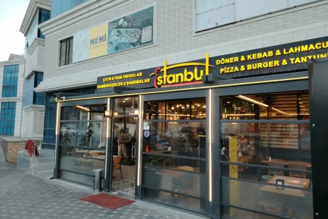 “İstanbul CFC” restoranı yandı “İstanbul CFC” restoranı yandı