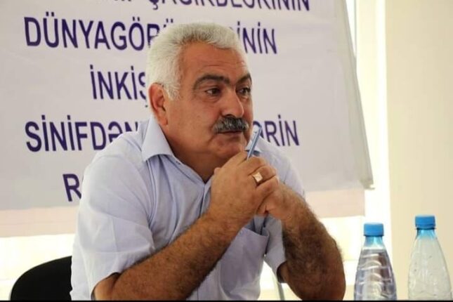 Yeniyetmələrə ailə dəyərlərini əllərindəki İKT vasitəsilə anlatmalıyıq Yeniyetmələrə ailə dəyərlərini əllərindəki İKT vasitəsilə anlatmalıyıq