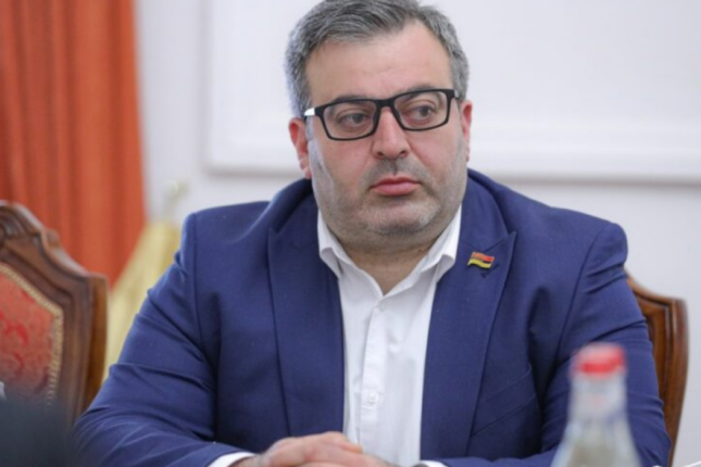 Erməni deputat: “Fəlakətin bir addımlığındayıq” Erməni deputat: “Fəlakətin bir addımlığındayıq”