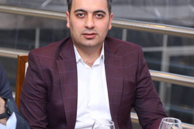 Ümid, qaçma, yıxılacaqsan – HEKAYƏ Ümid, qaçma, yıxılacaqsan – HEKAYƏ