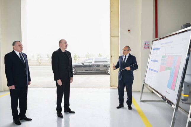 Prezident Sabirabada səfər etdi (FOTO) Prezident Sabirabada səfər etdi (FOTO)