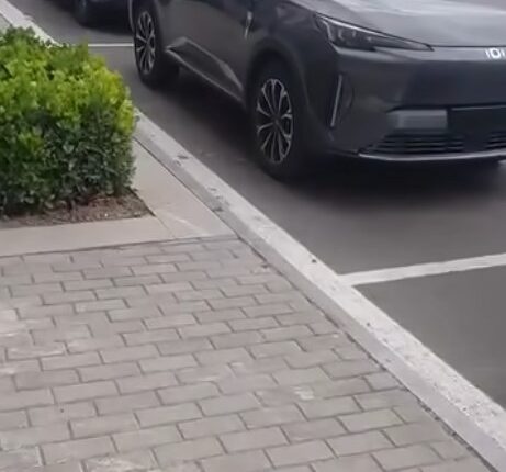 Çin maşınları Bakıda qaydanı belə pozur – Video Çin maşınları Bakıda qaydanı belə pozur – Video