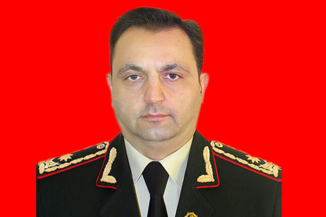 Prezident generalı vəzifəsindən AZAD ETDİ