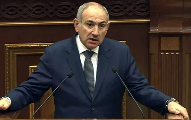 Paşinyan Bakıdakı paraddan DANIŞDI