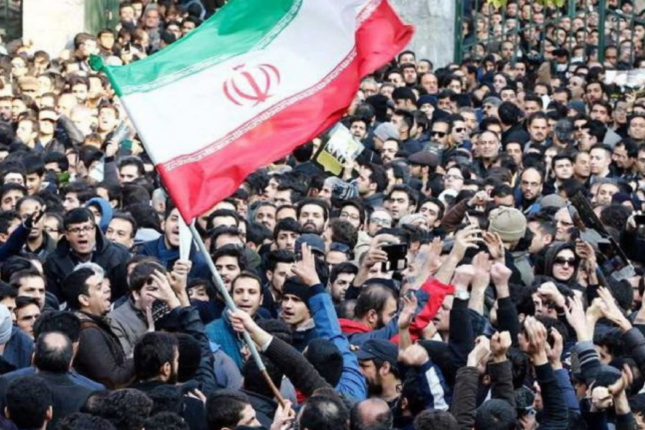 İranda “Tunis variantı”: etirazlar “kütləvi özünüyandırma” həddinə çatıb