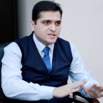 rusiya-ukraynadaki-sefirliyimizi-bilerek-vurur-8211-politoloq-aciqladi