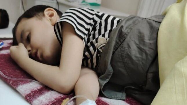 7  yaşlı Nihatın köməyə ehtiyacı var – Anası xeyirxah insanlardan kömək istəyir