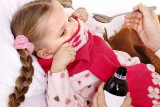 Hindistanda öskürək siropundan zəhərlənmə… “Uşaqlara bu siropları verməyin” – Həkim Hindistanda öskürək siropundan zəhərlənmə… “Uşaqlara bu siropları verməyin” – Həkim