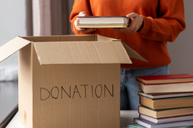 Kitab bağışlamaq aksiyasına qoşulun! Kitab bağışlamaq aksiyasına qoşulun!