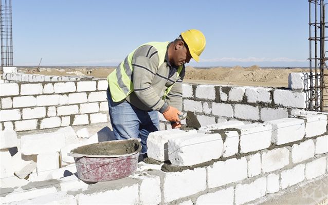 2.5 milyonluq məktəb layihəsi 20 manatlıq şirkətə tapşırıldı 2.5 milyonluq məktəb layihəsi 20 manatlıq şirkətə tapşırıldı