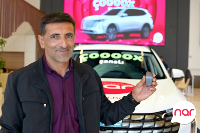 “Nar”ın “Çoox Şanslı” lotereyasının ilk avtomobil qalibi sükan arxasında!