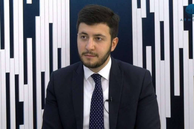 “Bakı-İrəvan razılaşmasına qarşı çıxan ya agentdir, ya da axmaq”