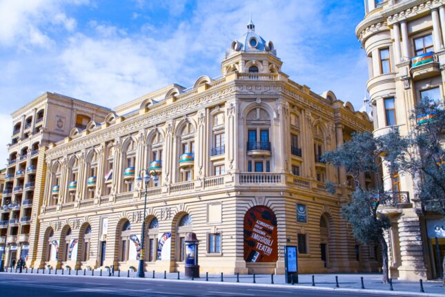 Akademik Musiqili Teatrın “Anamın kitabı” tamaşası Pakistanda təqdim olunacaq