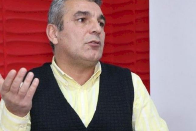 Partiya sədrindən nazirliyə sərt sözlər: “Deyin ki, bacarmırıq” Partiya sədrindən nazirliyə sərt sözlər: “Deyin ki, bacarmırıq”