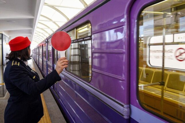 “Cəfər Cabbarlı” stansiyasının giriş-çıxış qapıları bağlandı – SƏBƏB “Cəfər Cabbarlı” stansiyasının giriş-çıxış qapıları bağlandı – SƏBƏB
