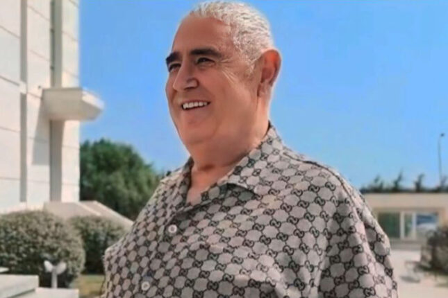 Vəkili Şərurlu İsfəndiyarın xəstə olduğunu deyir – Özünün xəbəri yoxdur Vəkili Şərurlu İsfəndiyarın xəstə olduğunu deyir – Özünün xəbəri yoxdur