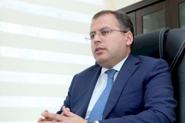 İcra başçısı nazir gətirilir